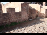 03291 ostia - regio i - insula iii - caseggiato dei molini (i,iii,1) - ostfassade - raum (7) - raum (8) - bli ri nordwesten - 01-2024.jpg